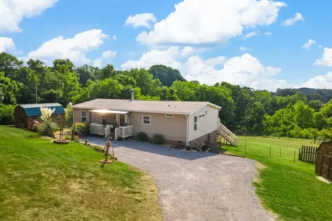 2114 Peach Orchard Road Culleoka TN 38451