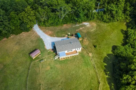 2114 Peach Orchard Road Culleoka TN 38451