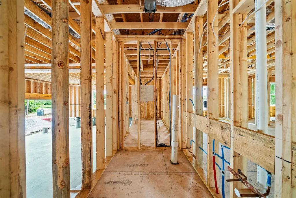 2265 Lock B Road, N Clarksville TN 37043
