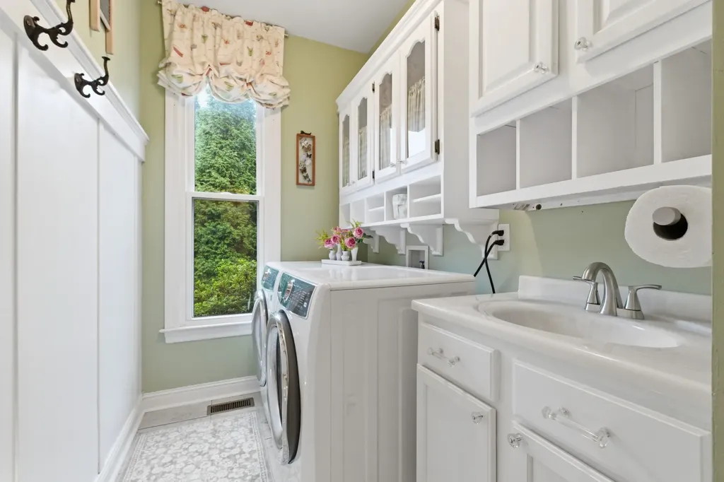 2240 Oakleaf Drive Franklin TN 37064