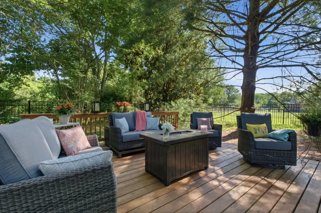 2240 Oakleaf Drive Franklin TN 37064