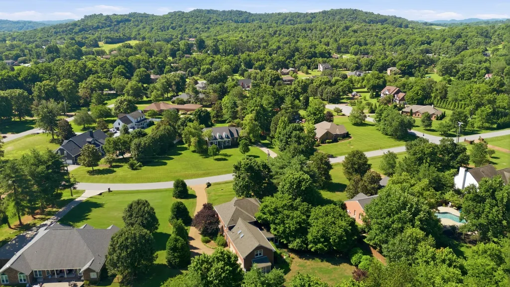 2240 Oakleaf Drive Franklin TN 37064