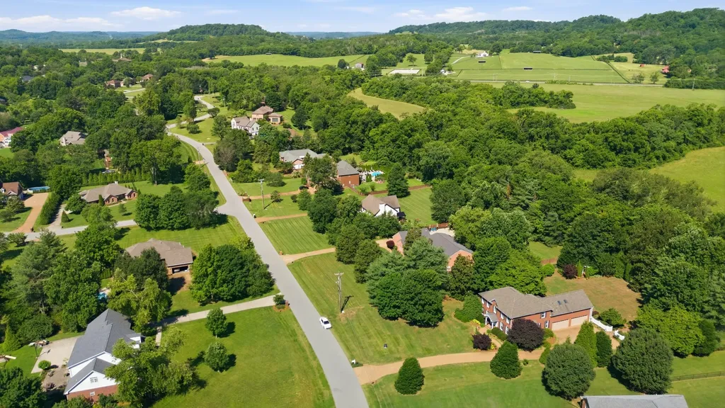2240 Oakleaf Drive Franklin TN 37064