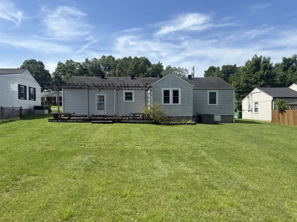 807 Wildwood Avenue Lebanon TN 37087