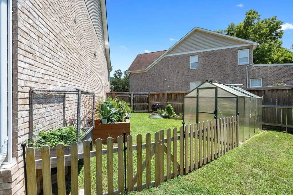 712 Riverbranch Court Nashville TN 37221