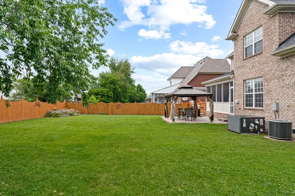 1018 Brixworth Drive Thompsons Station TN 37179