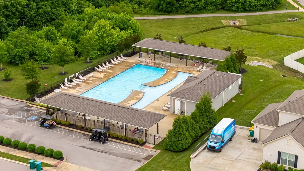 1018 Brixworth Drive Thompsons Station TN 37179