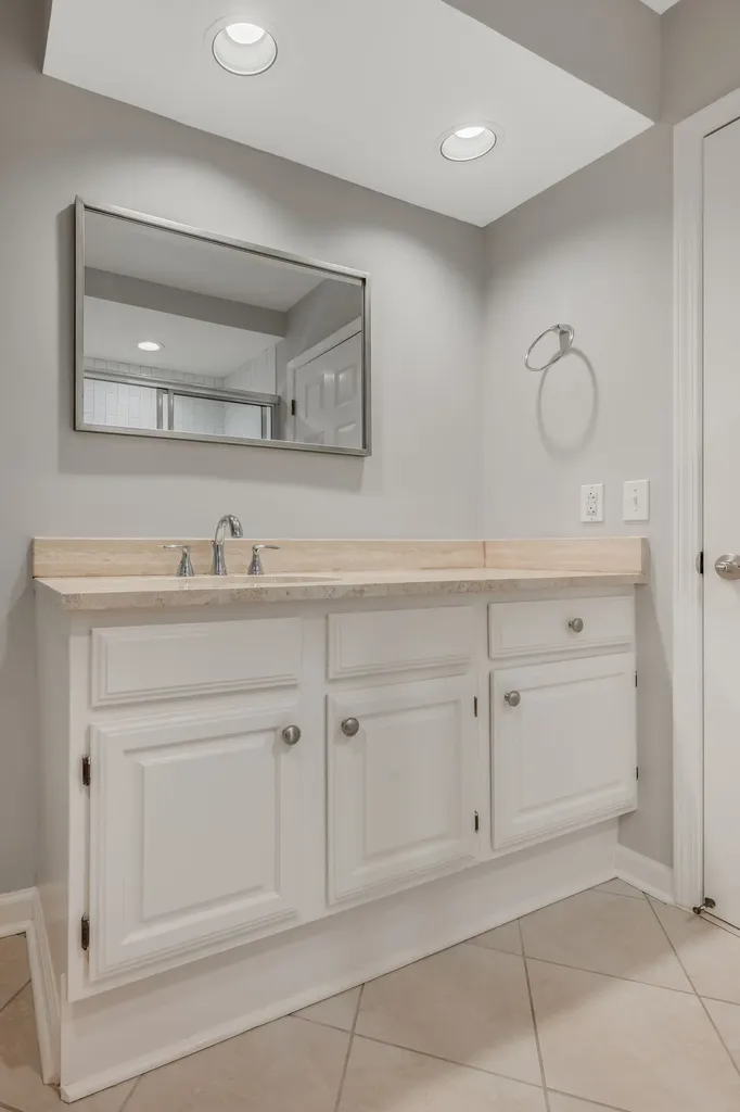3818 West End Avenue Nashville TN 37205