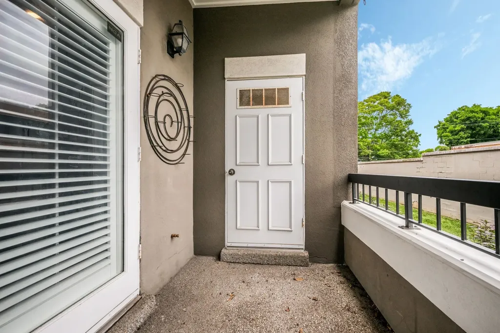 3818 West End Avenue Nashville TN 37205