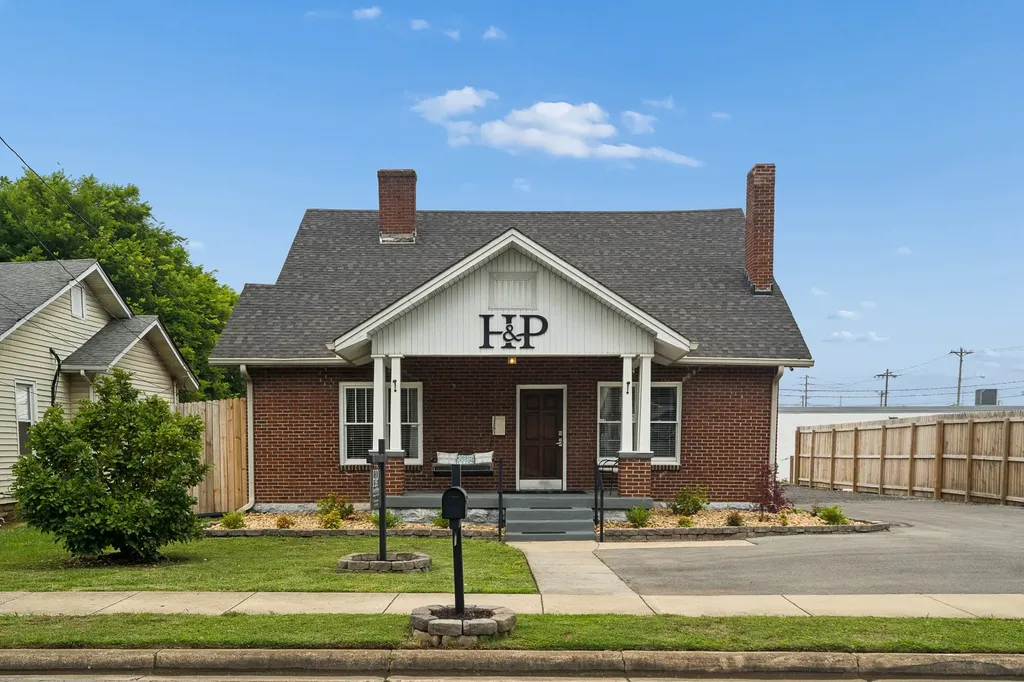 207 University Avenue Lebanon TN 37087