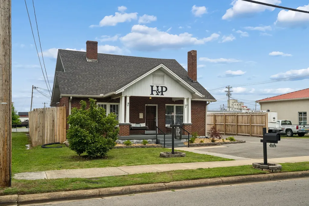 207 University Avenue Lebanon TN 37087