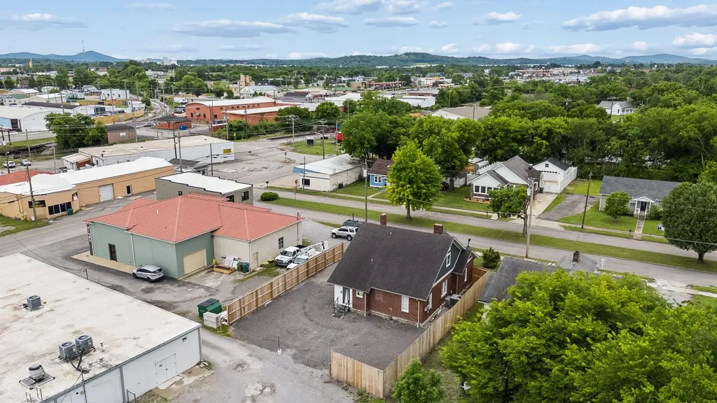 207 University Avenue Lebanon TN 37087