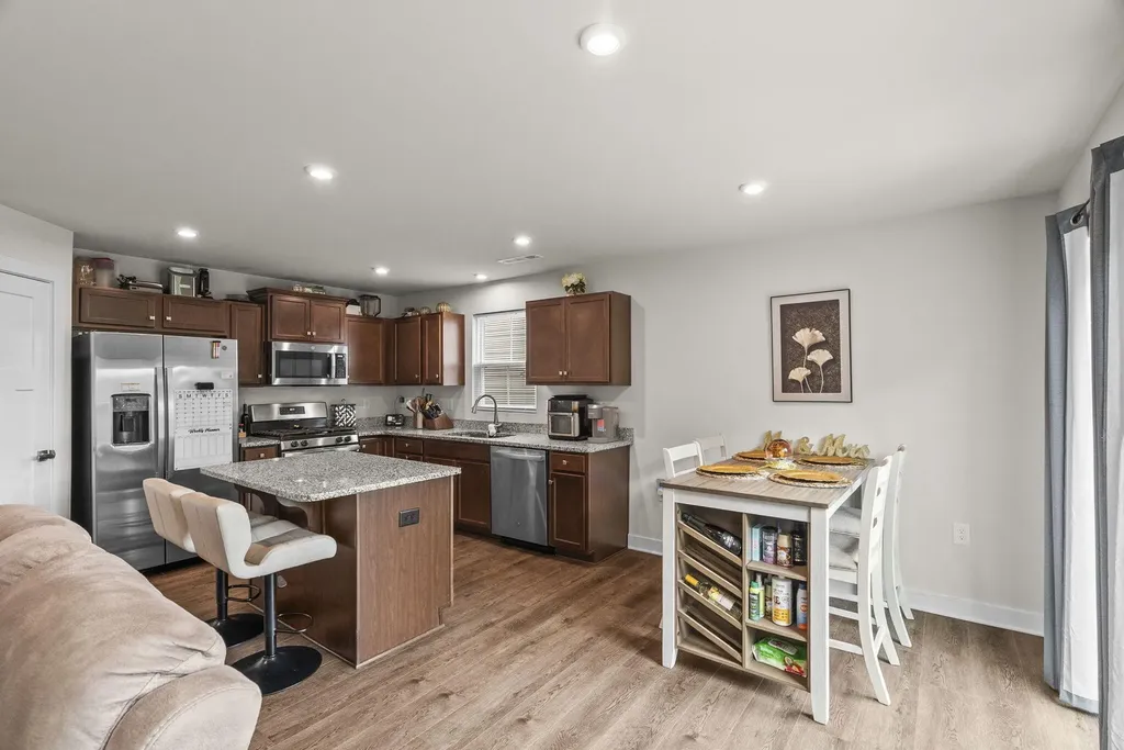 396 Streamview Drive White House TN 37188