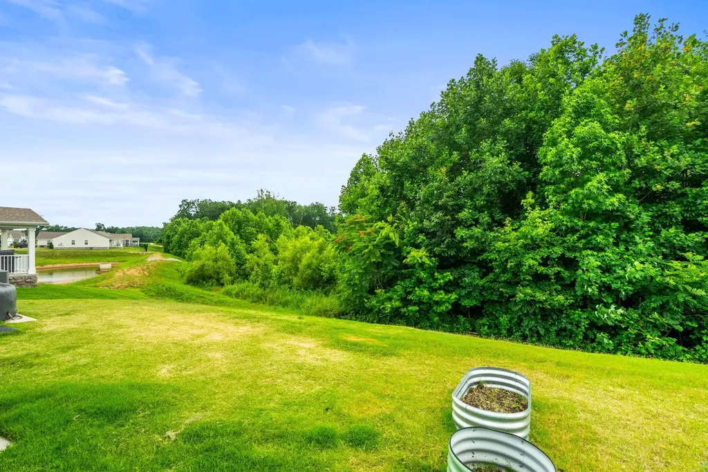 396 Streamview Drive White House TN 37188