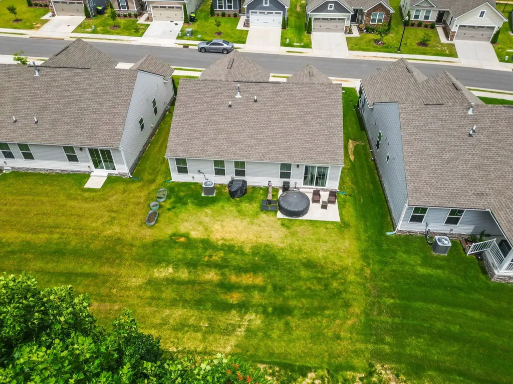 396 Streamview Drive White House TN 37188