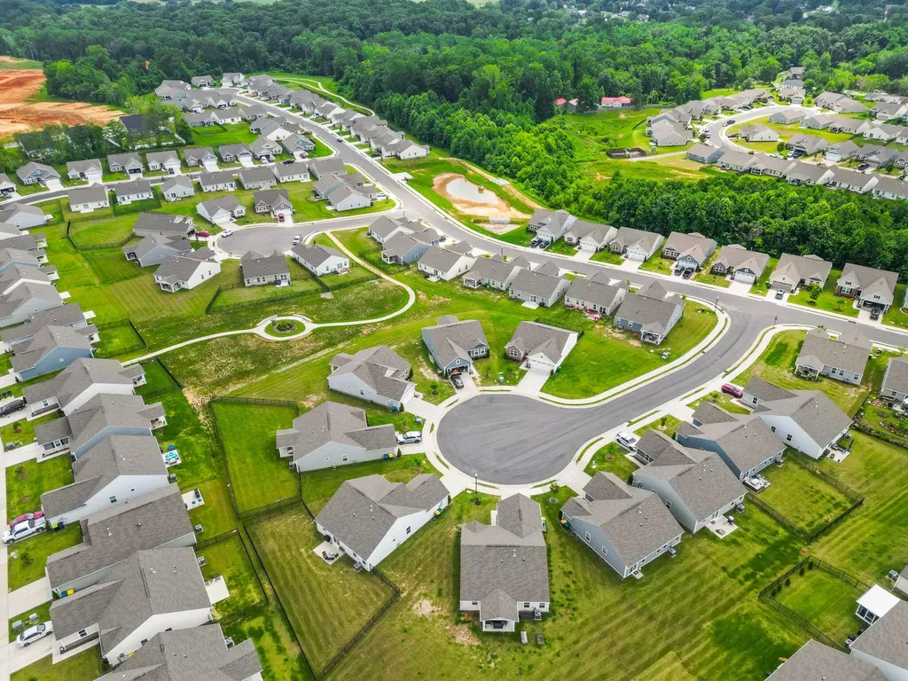 396 Streamview Drive White House TN 37188
