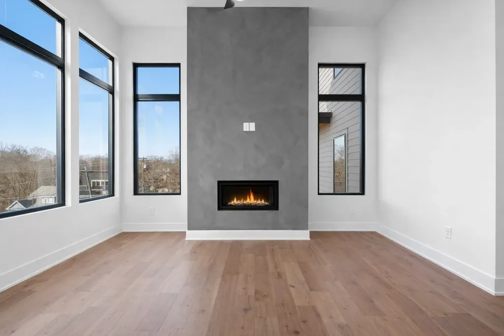 996 Douglas Avenue Nashville TN 37206