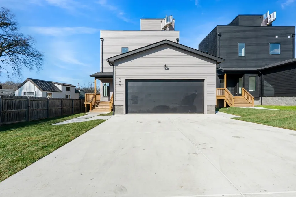 996 Douglas Avenue Nashville TN 37206