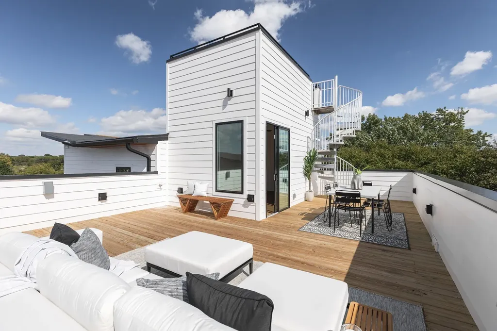 996 Douglas Avenue Nashville TN 37206