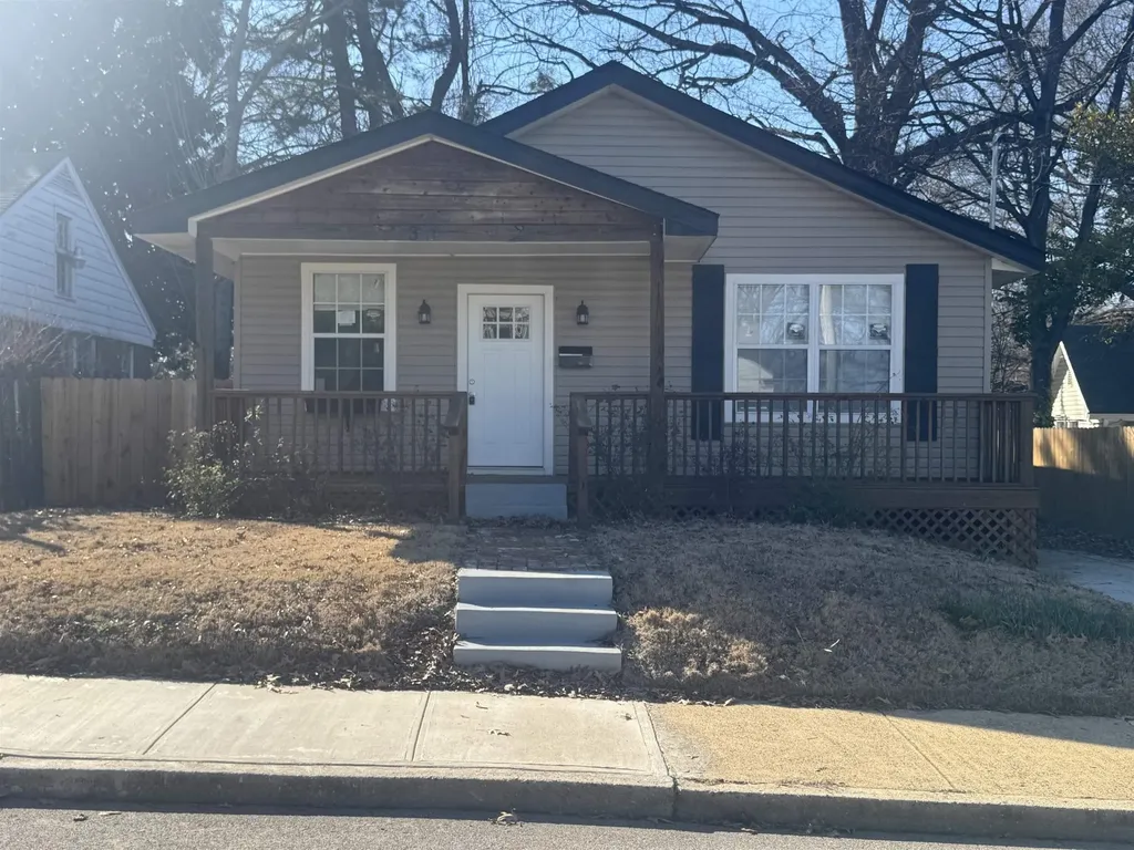 Memphis TN, 33 N Merton Street