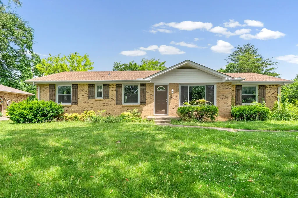 Clarksville TN, 101 Susan Street