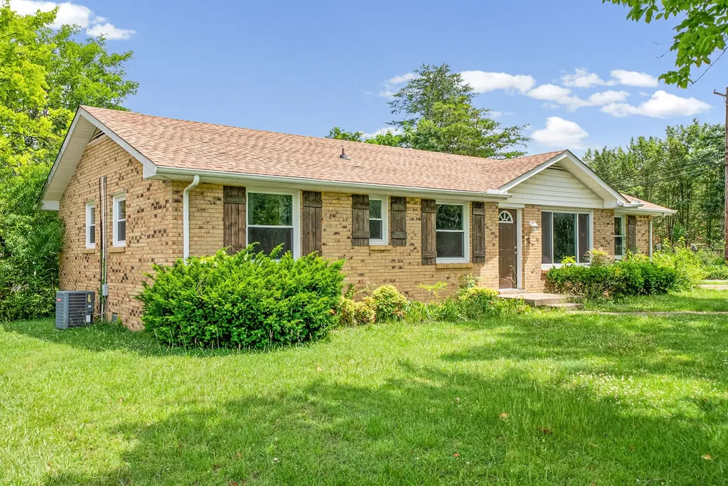 101 Susan Street Clarksville TN 37042
