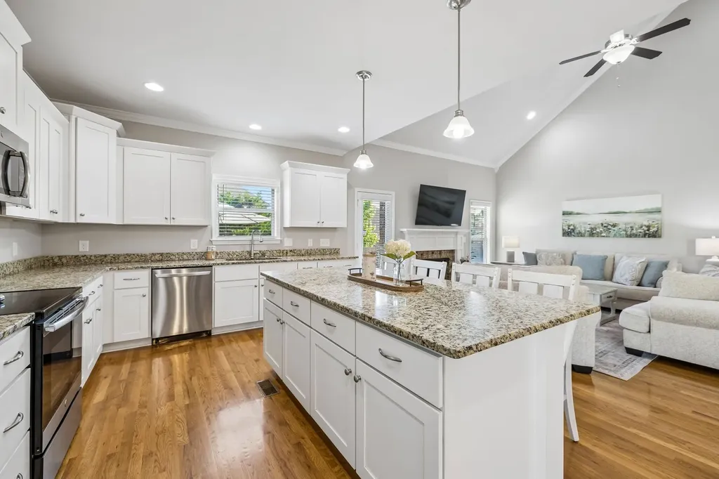6001 Spade Drive Spring Hill TN 37174