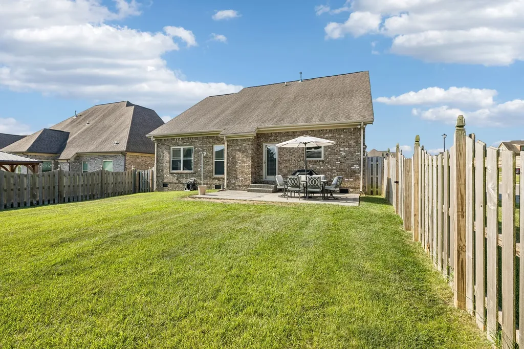 6001 Spade Drive Spring Hill TN 37174