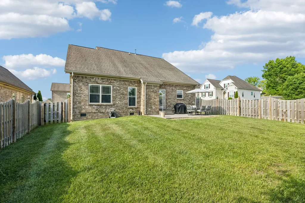 6001 Spade Drive Spring Hill TN 37174