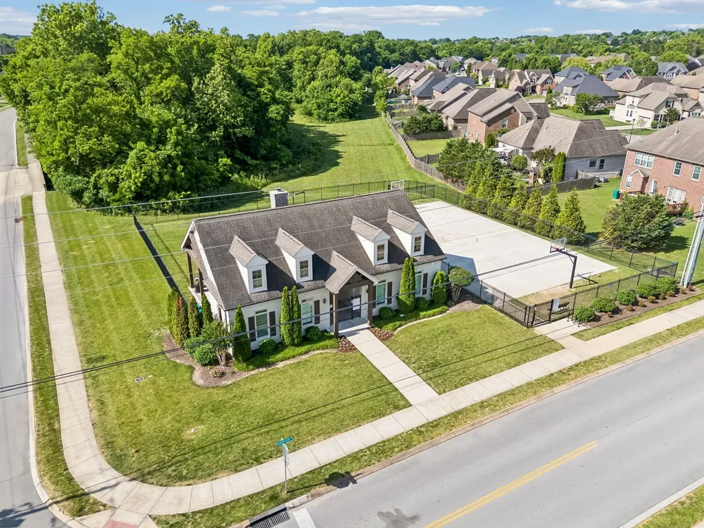 6001 Spade Drive Spring Hill TN 37174