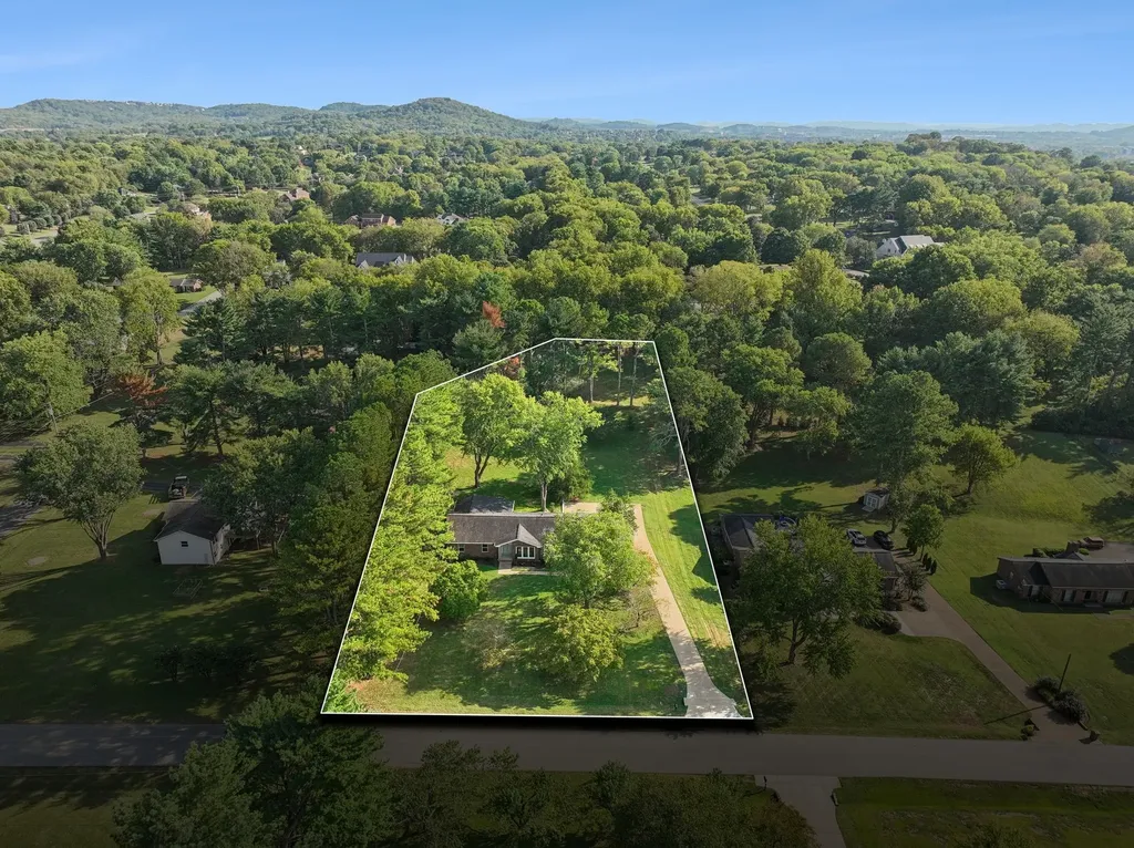 8113 Dozier Place Brentwood TN 37027