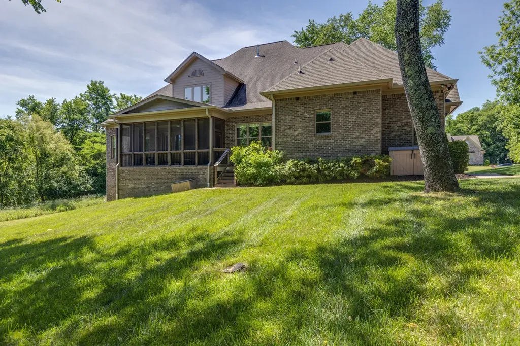 8231 Glover Drive Brentwood TN 37027