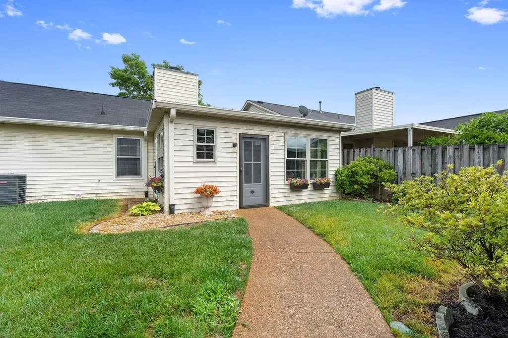 2123 River Chase Drive Murfreesboro TN 37128