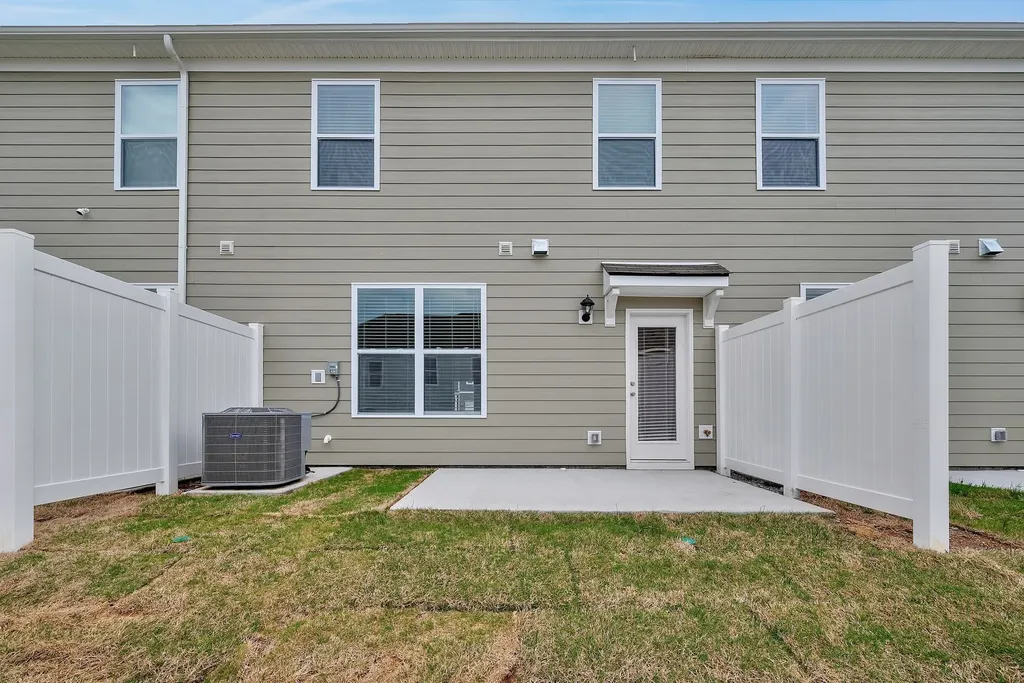 242 Hazel Lane Lebanon TN 37087