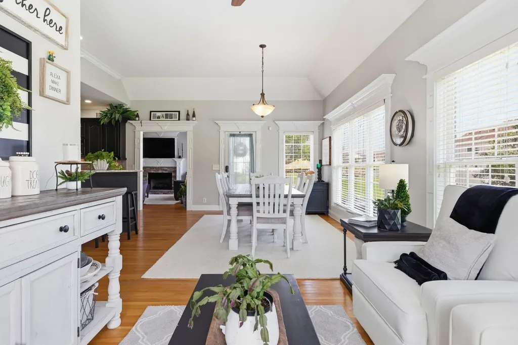 3417 Salem Cove Lane Murfreesboro TN 37128