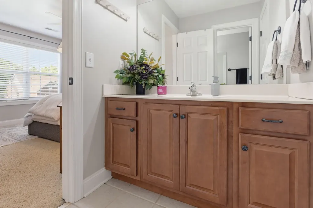 3417 Salem Cove Lane Murfreesboro TN 37128