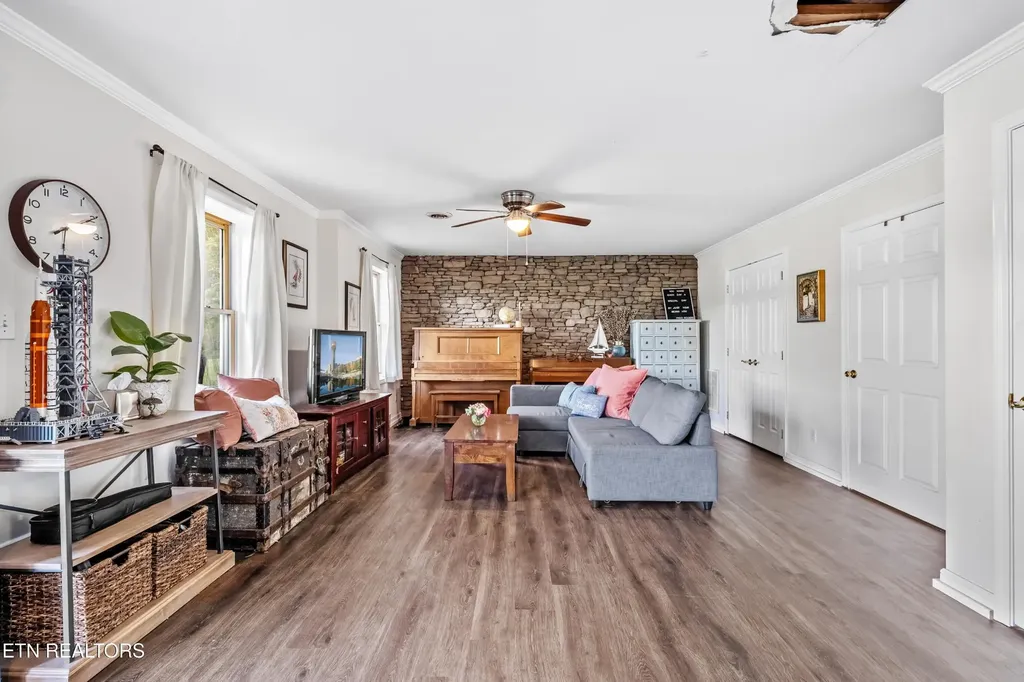 1143 Jenkins Lane Knoxville TN 37934