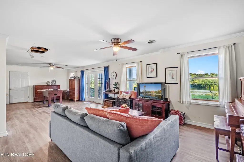 1143 Jenkins Lane Knoxville TN 37934