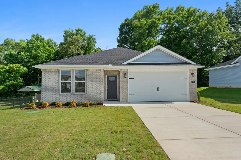 28 Aurora Circle Fayetteville TN 37334