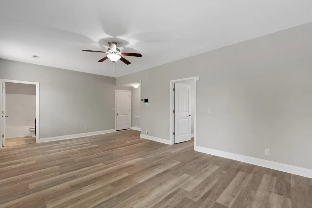 2216 Trophy Trace Clarksville TN 37040