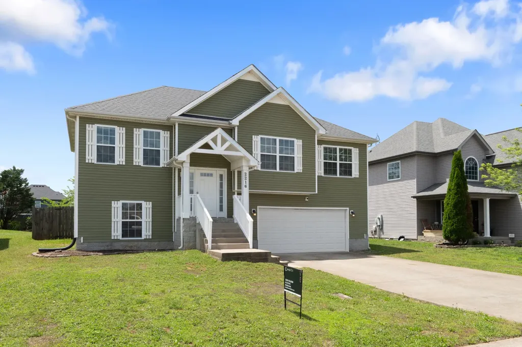 2216 Trophy Trace Clarksville TN 37040