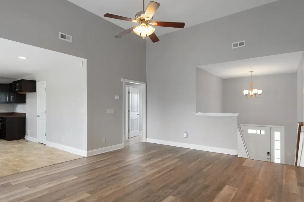 2216 Trophy Trace Clarksville TN 37040