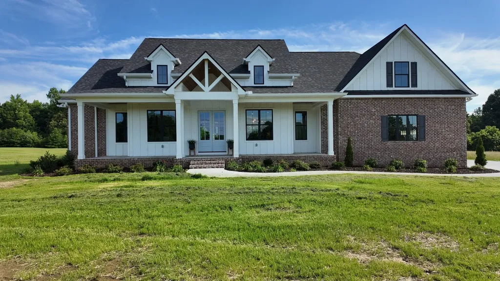 3106 Matts Hollow Road Manchester TN 37355