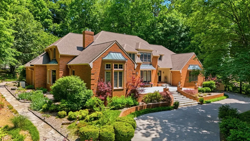 100 Qualls Court Springfield TN 37172