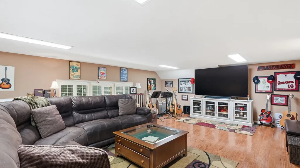 100 Qualls Court Springfield TN 37172