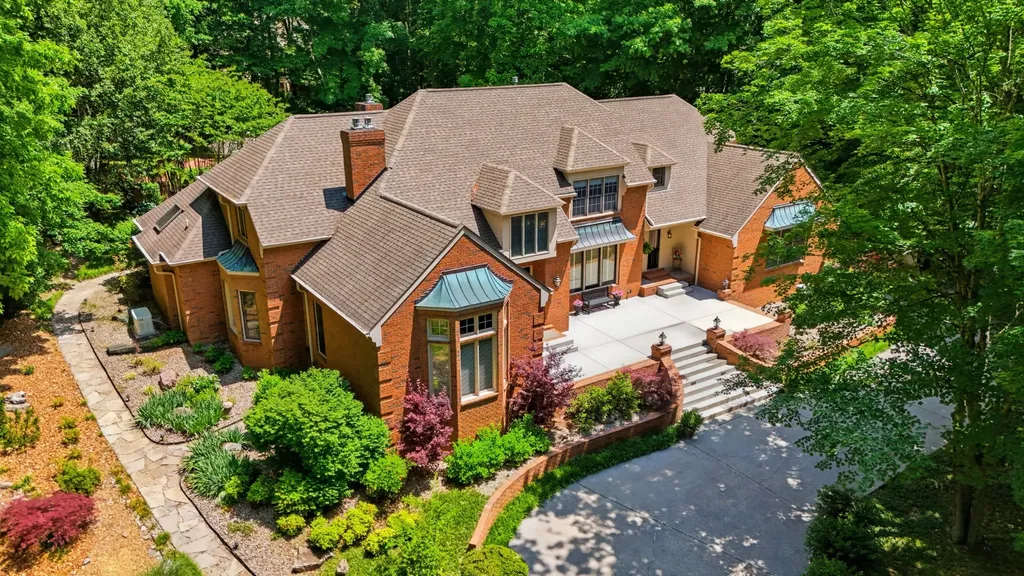100 Qualls Court Springfield TN 37172