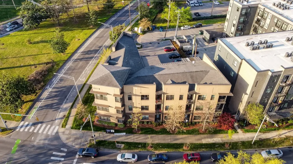 1700 Belcourt Avenue Nashville TN 37212