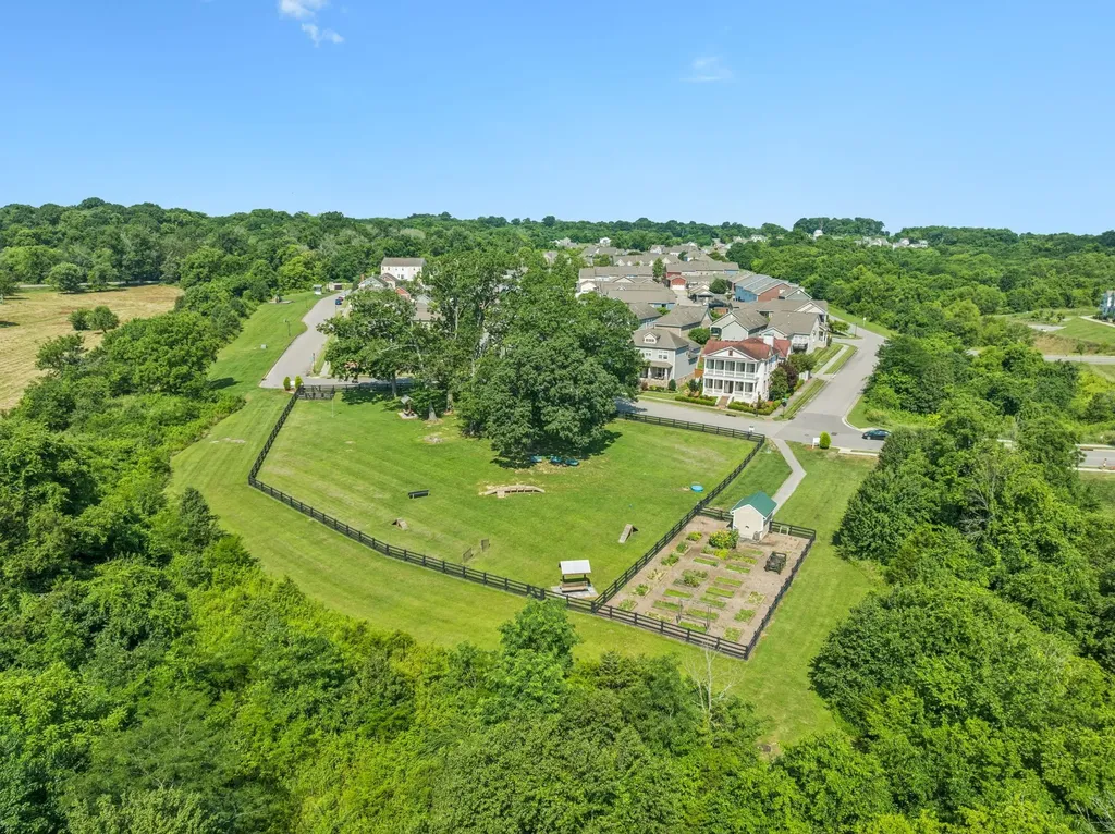 2355 Fairchild Circle Nolensville TN 37135