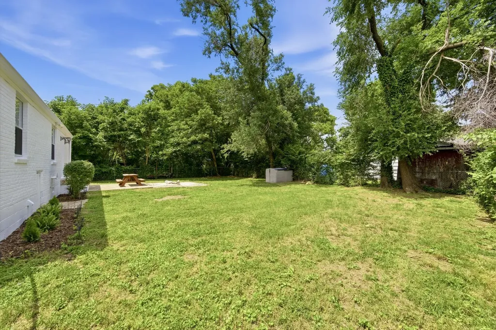 108 Stirton Road Nashville TN 37210