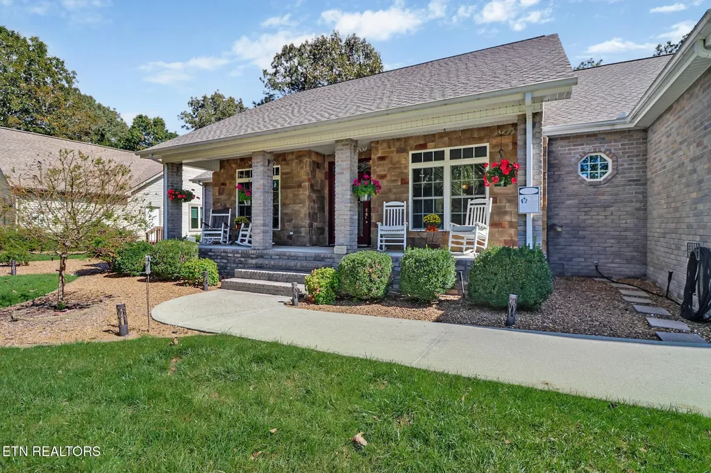 57 Inwood Terrace Crossville TN 38558